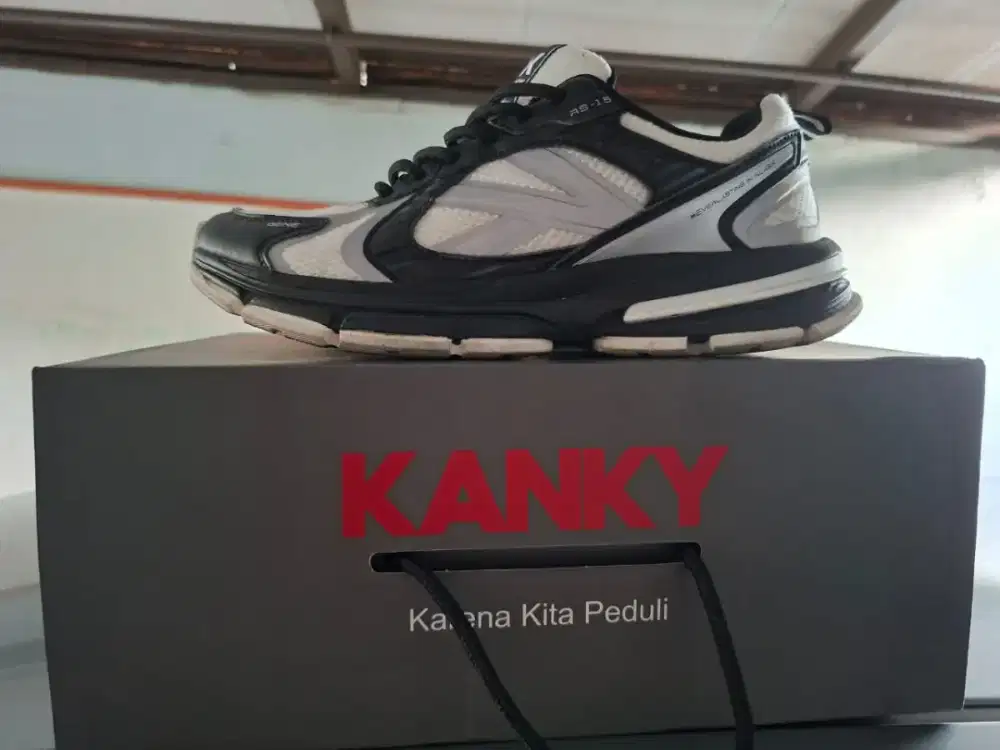 Sepatu Kanky klasik