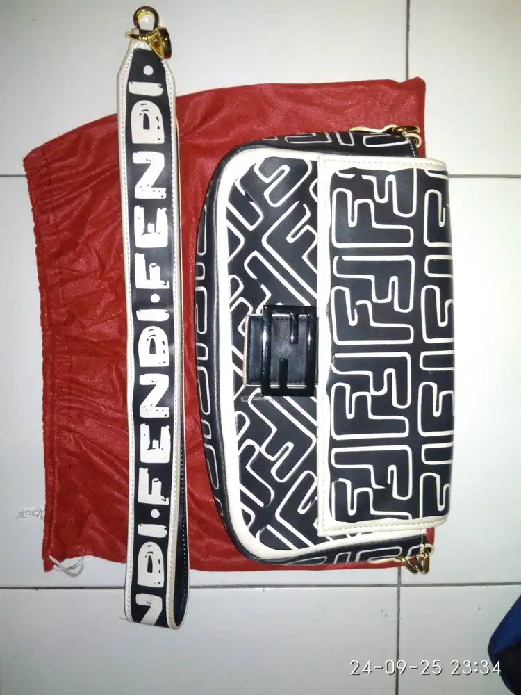 Tas Fendi Original kondisi mulus