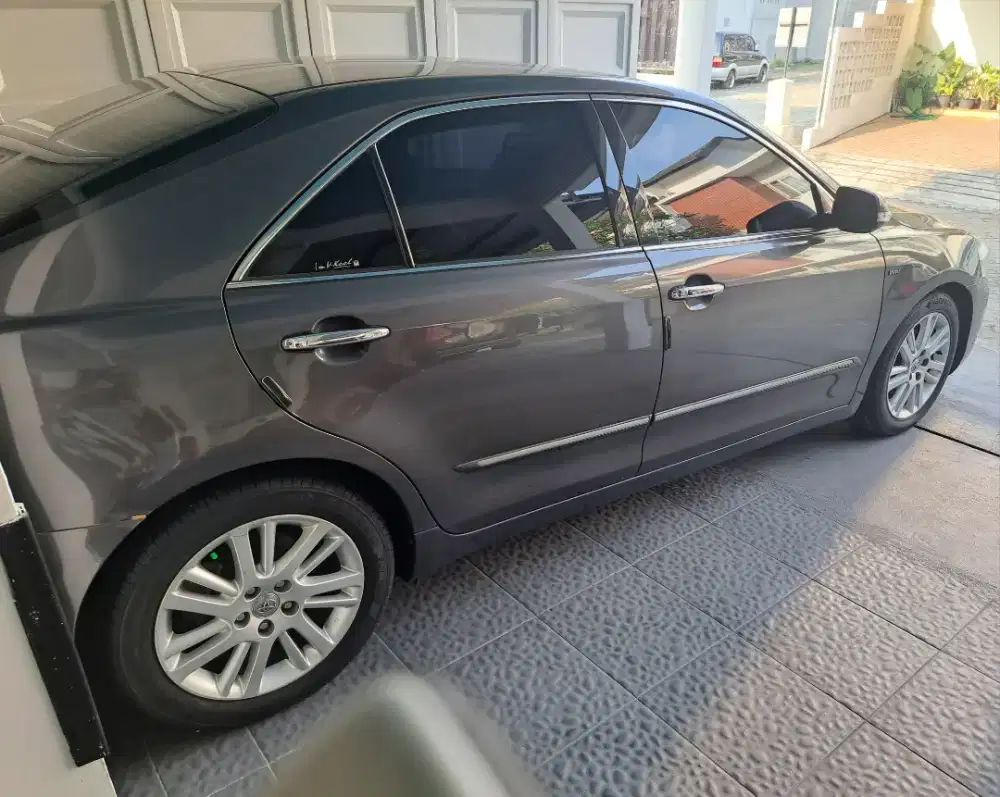 Jual mobil camry 2010 matic