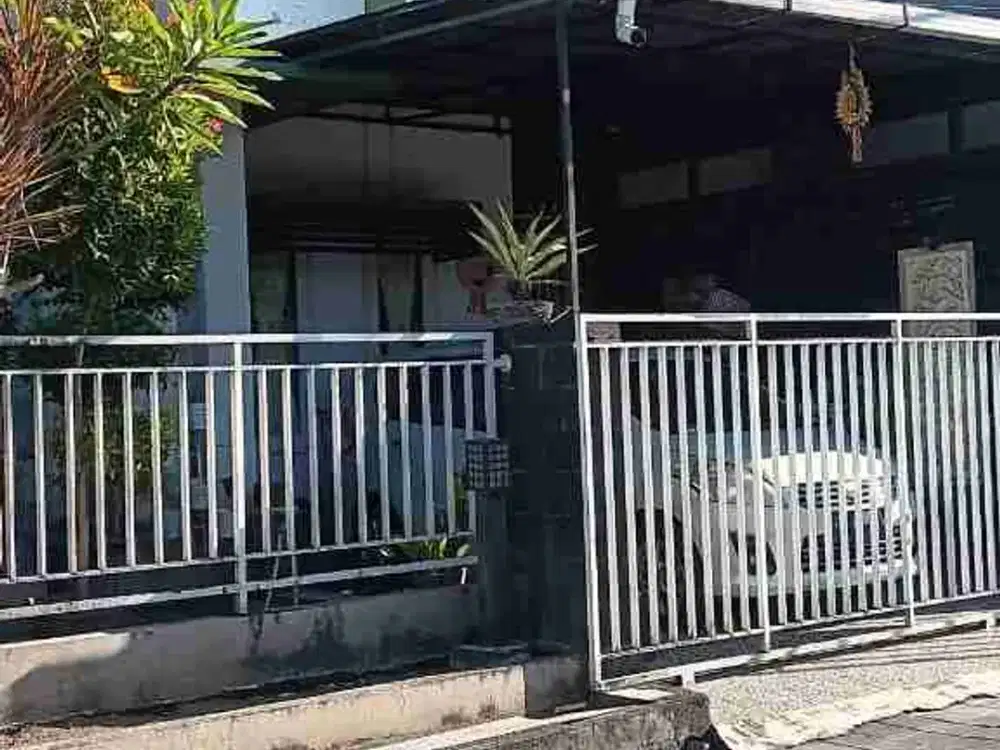 dijual rumah lantai 2 dalung