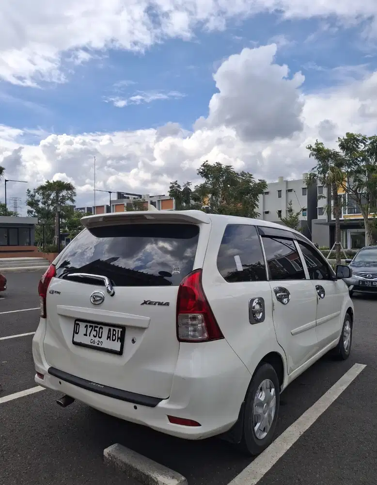 Daihatsu Xenia 2014 Bensin