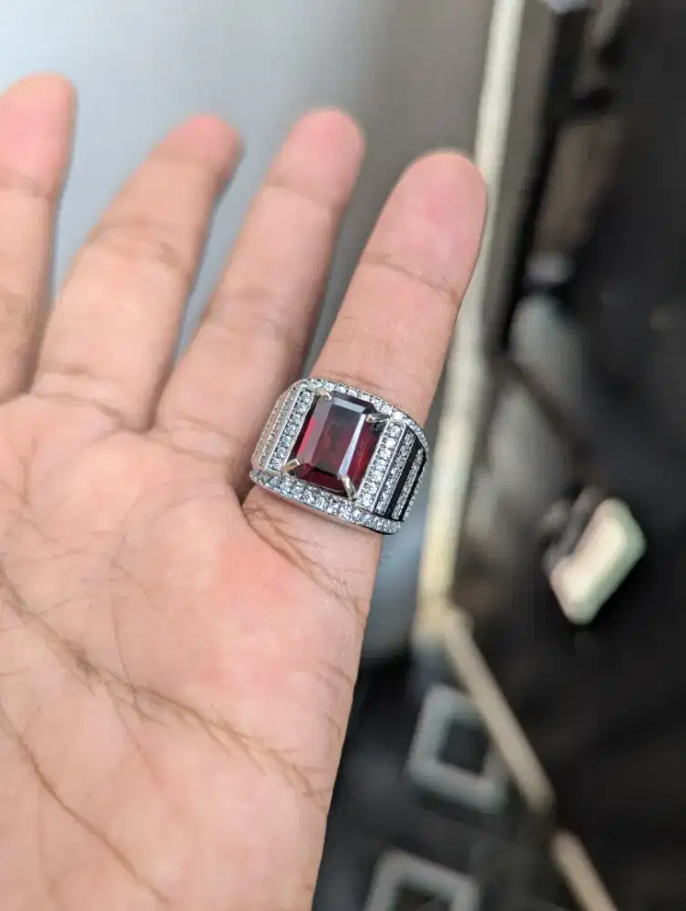 Batu red garnet brwonish orange