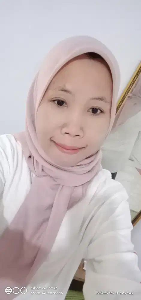 Saya butuh pekerjaan sebagai art