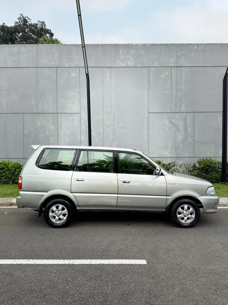 Toyota Kijang 2003 Bensin