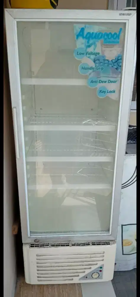 Kulkas minuman merk sharp