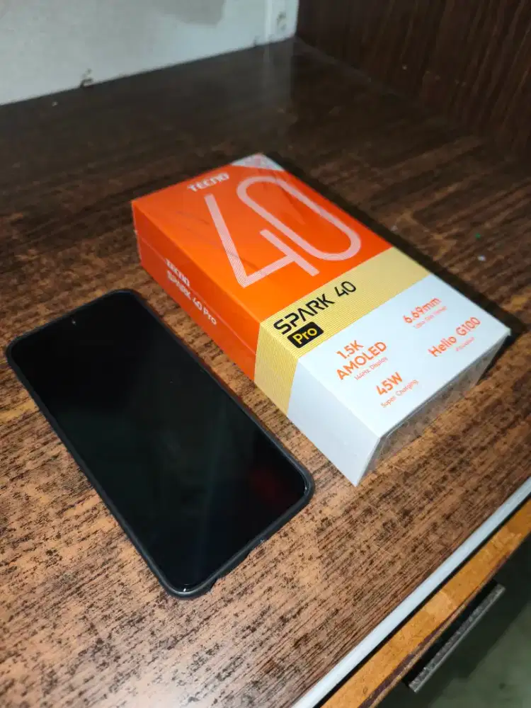 tecno spark 40 pro black 8/128