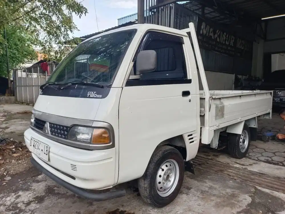Mitsubishi Colt T120SS pick up 2017
