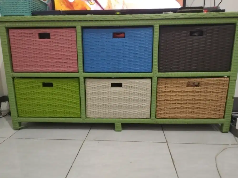 Bufet rotan 6 pintu