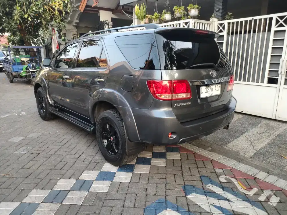 Fortuner G Luxury matic cbu thailand km 116 ribu