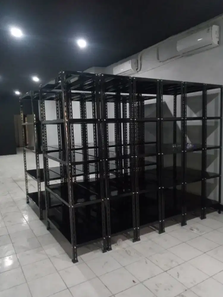 Rak siku besi serbaguna