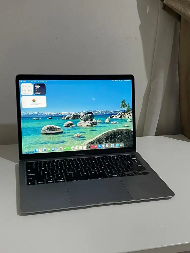 MacBook Air 2020 M1 8/256