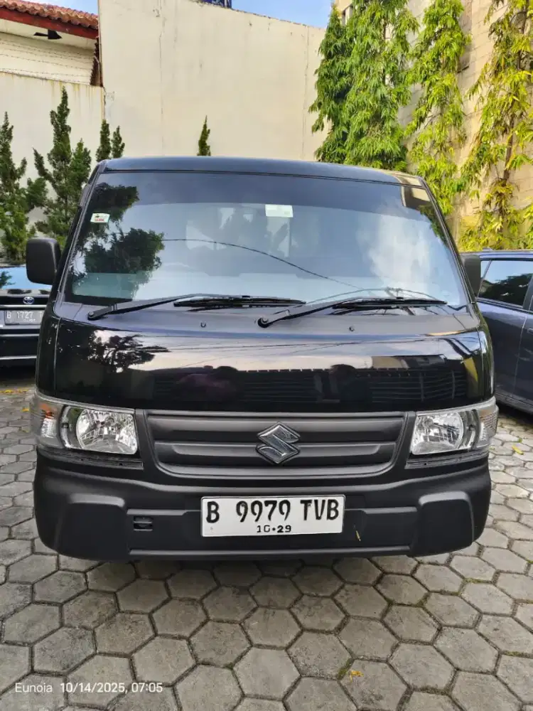 Dijual suzuki pick up tangan pertama kilometer rendah pakai pribadi