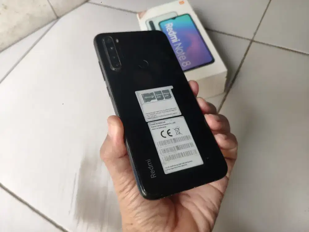Redmi note 8 4/64 lengkap siap pake