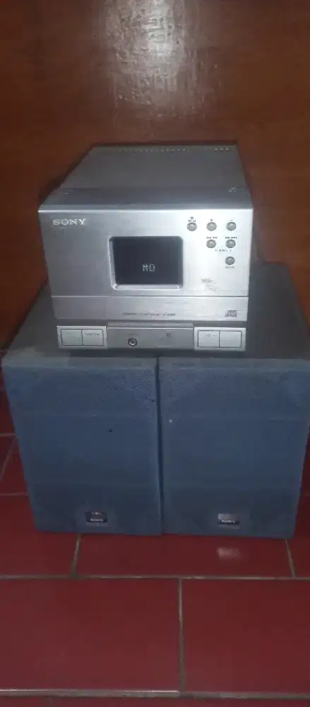 Sony Compact Component System Qbric CMT-M1