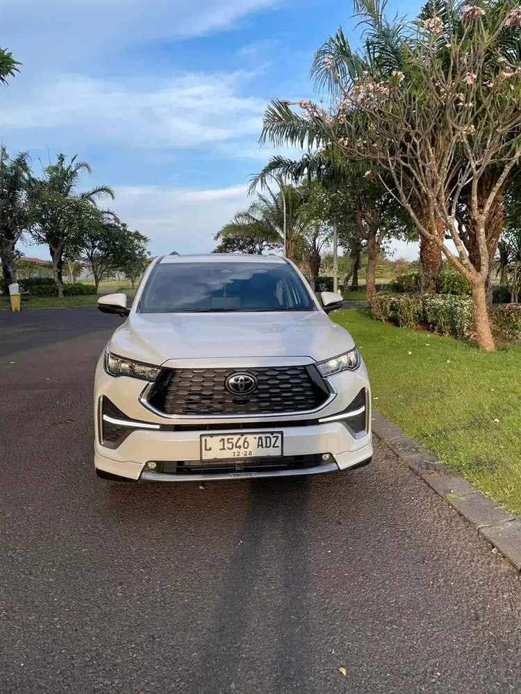 Toyota Innova Zenix hybrid type Q Modelista Nik 2023 pemakaian 2024