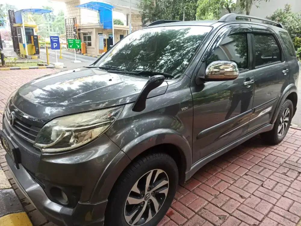 Rush S 2015 TRD matik km.75K antik