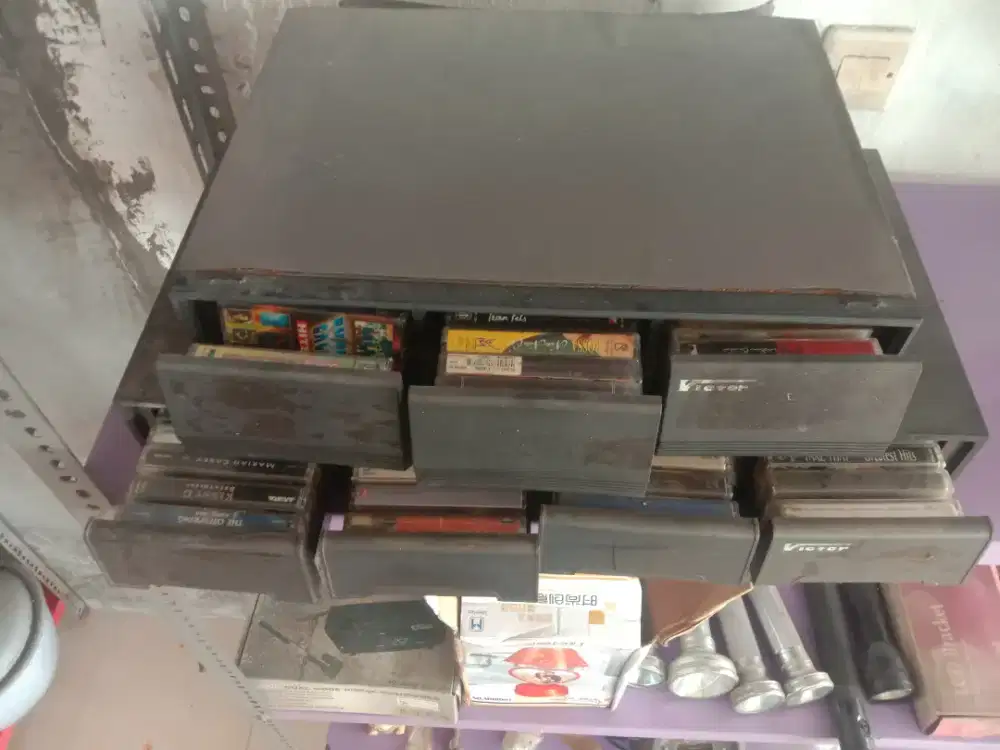 Box Tempat Kaset Jadul