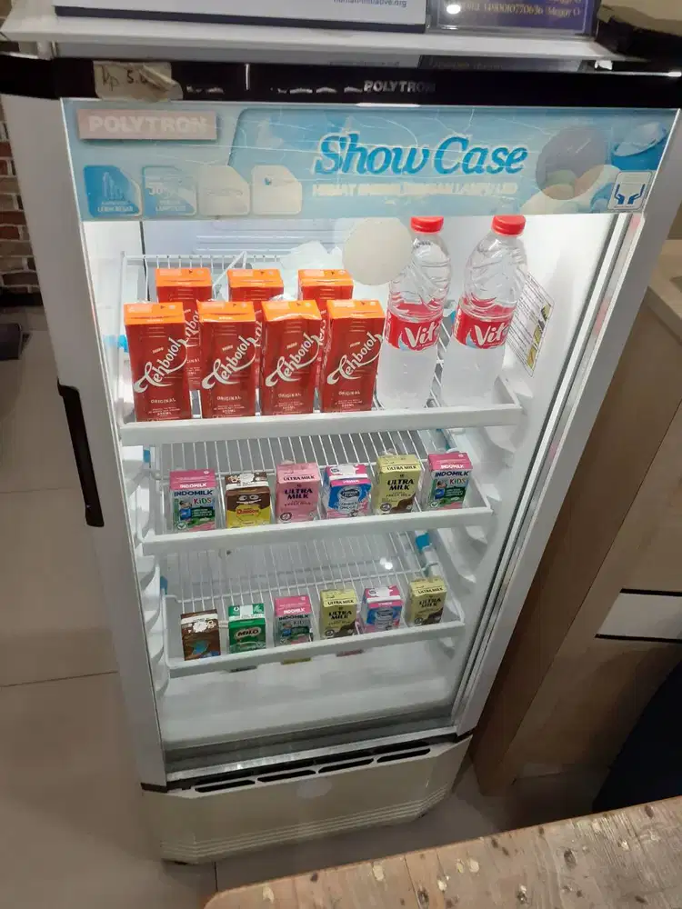 Kulkas minuman merk polytron
