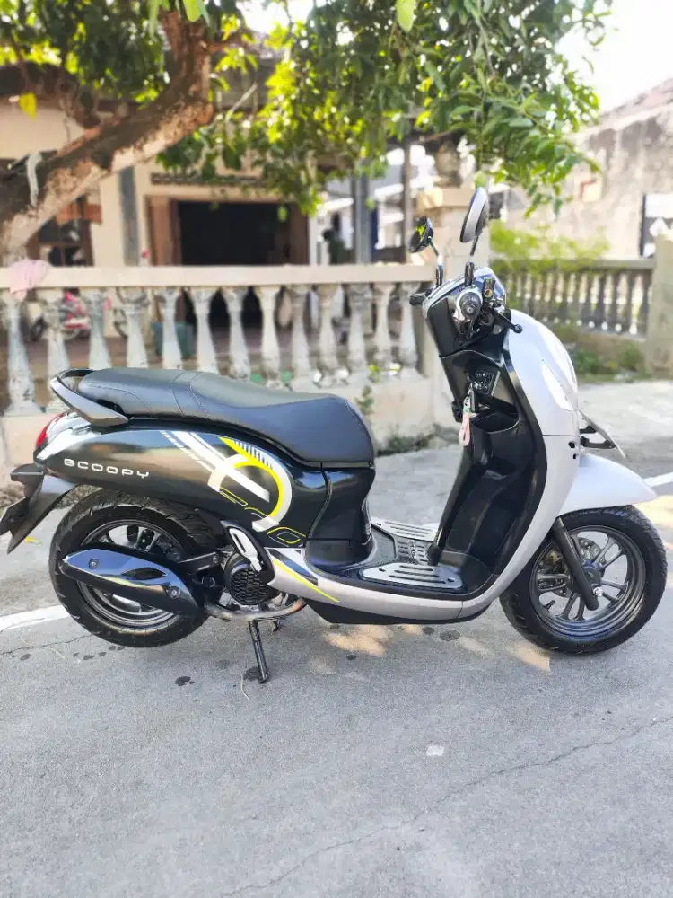 Scoopy like new lihat pasti suka