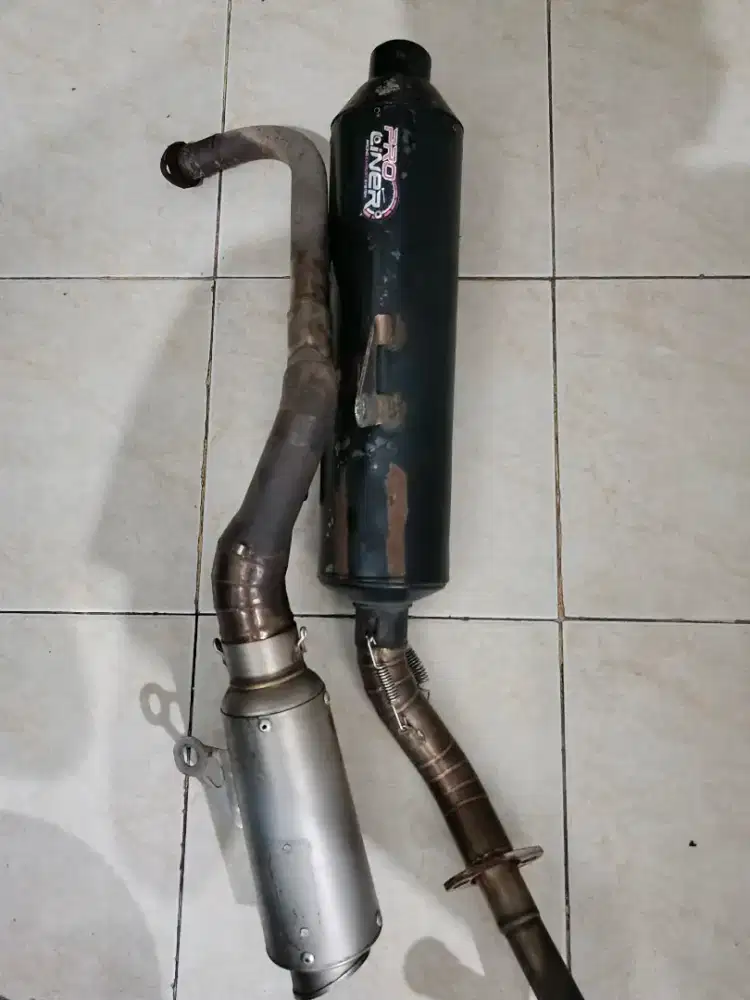 Knalpot motor aerox dan vario