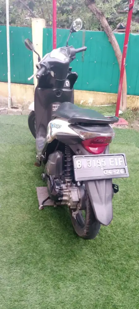Dijual murah motor tangan pertama beatPOP th2016