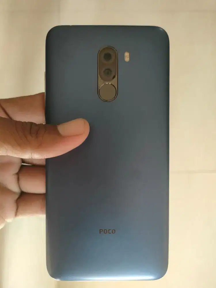 Pocophone f1 Ram 6/64gb