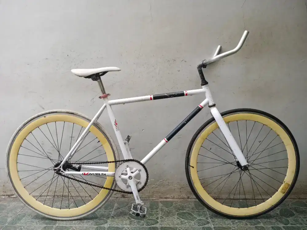 Fixie cromly merk vuelta terpedo, ttambh speda bisa jg