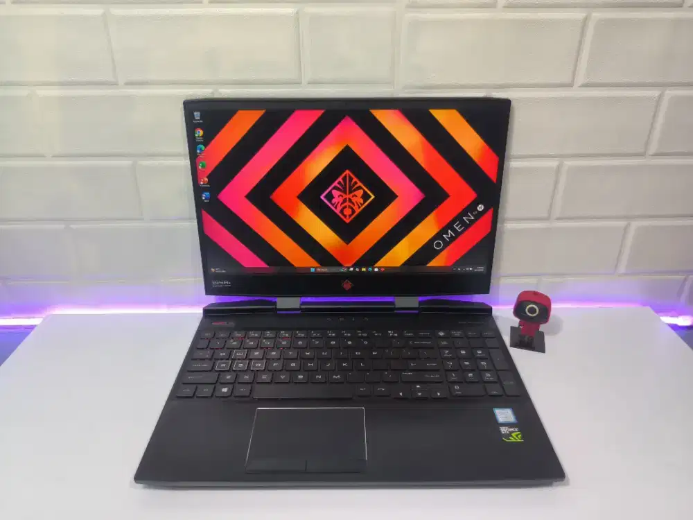 HP OMEN 15 CORE I7-8750H 16GB 512GB NVIDIA GTX 1050 Ti FHD IPS 144Hz