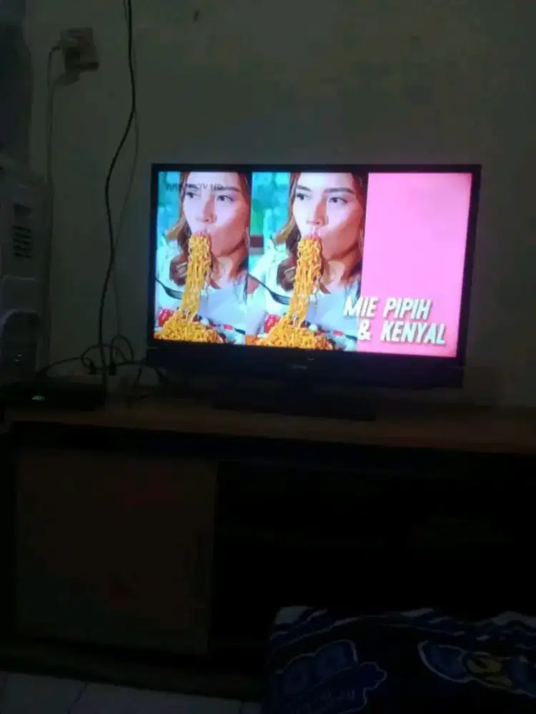 Dijual TV led toshiba 29 inchi lengkap