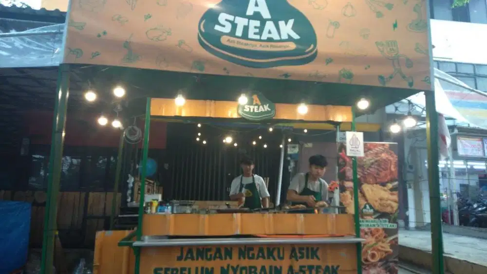 Di butuhkan karyawan streetfood & ART