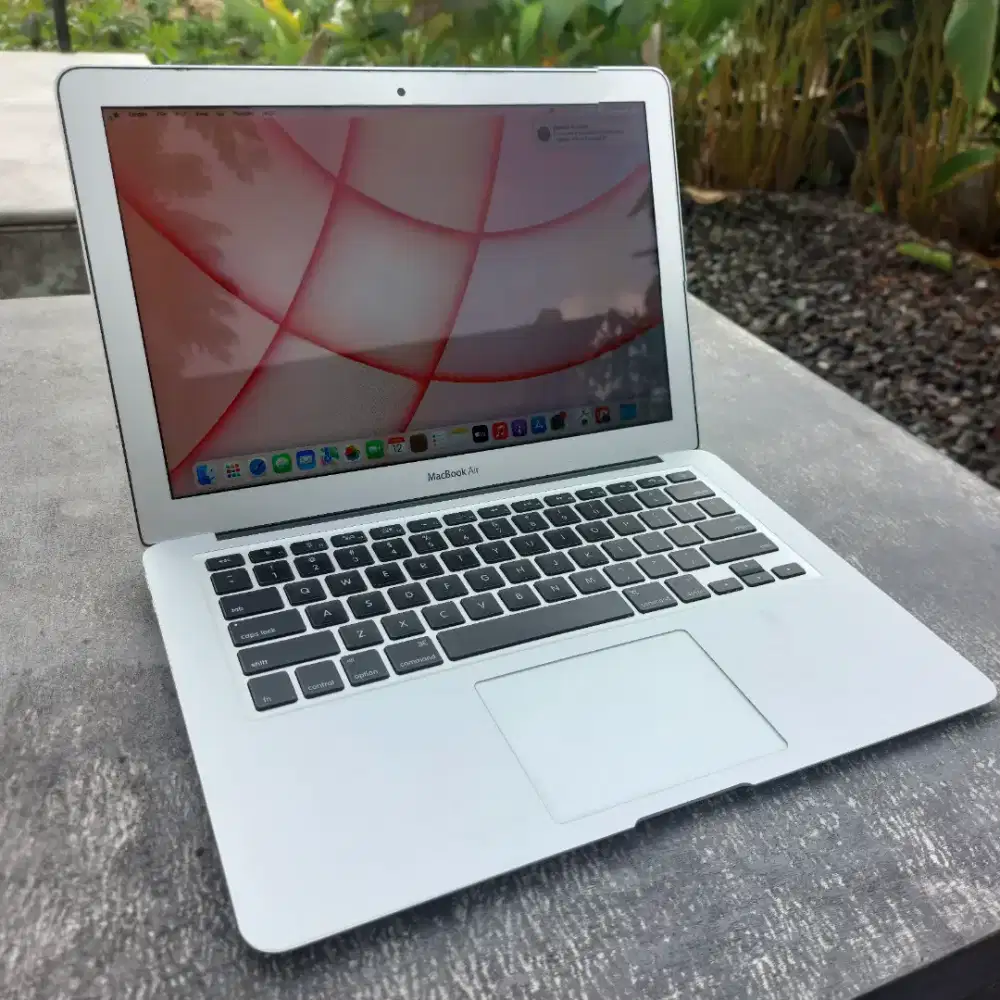Macbook air 2017 8/256gb