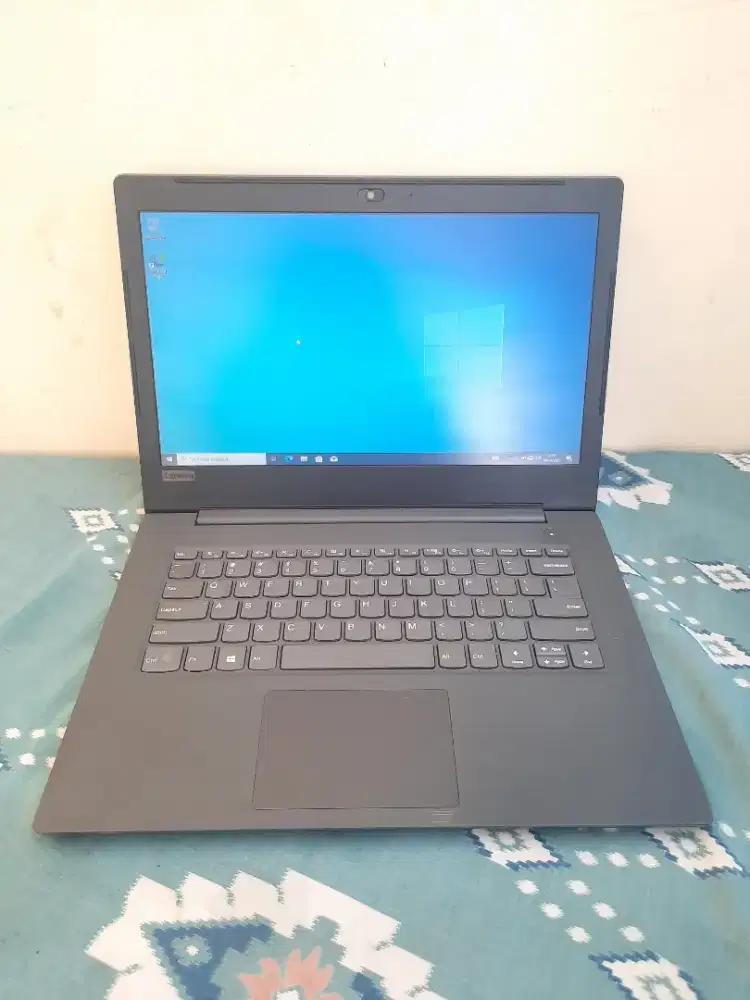 Laptop Second Lenovo V130