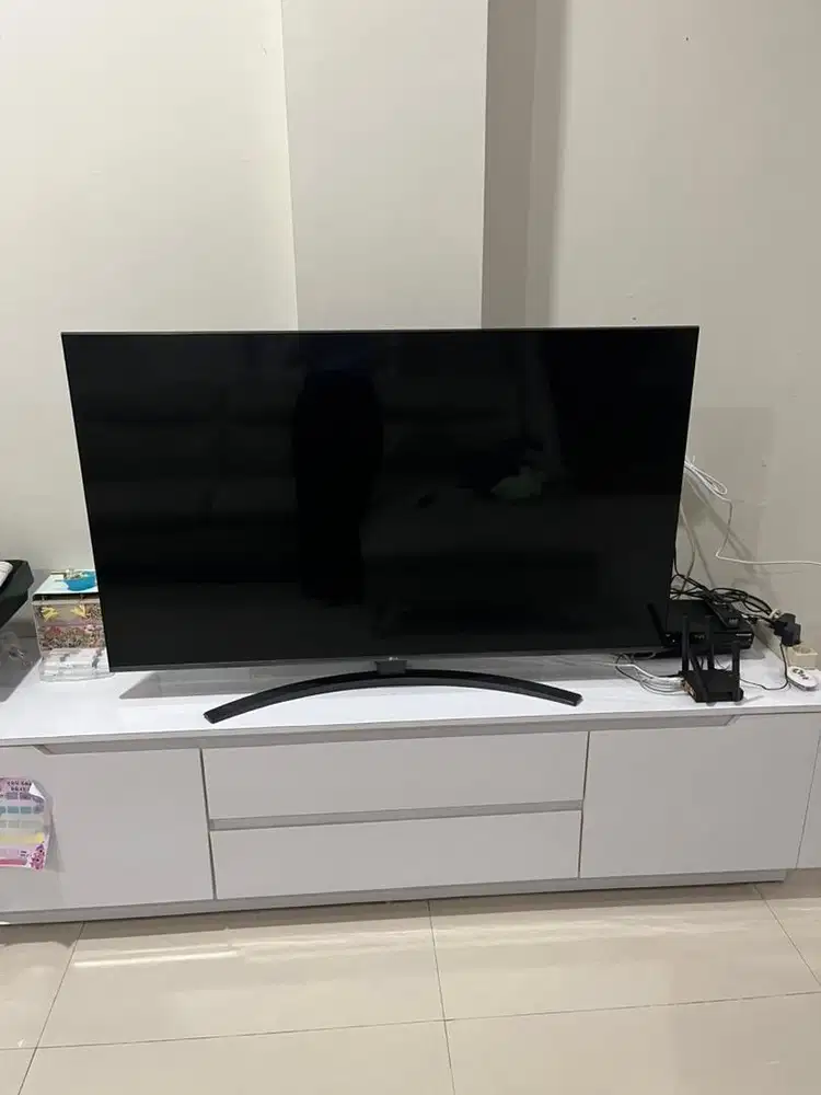 TV LG 55 4K Smart 55UM7600 - Mulus, Lengkap, Murah!