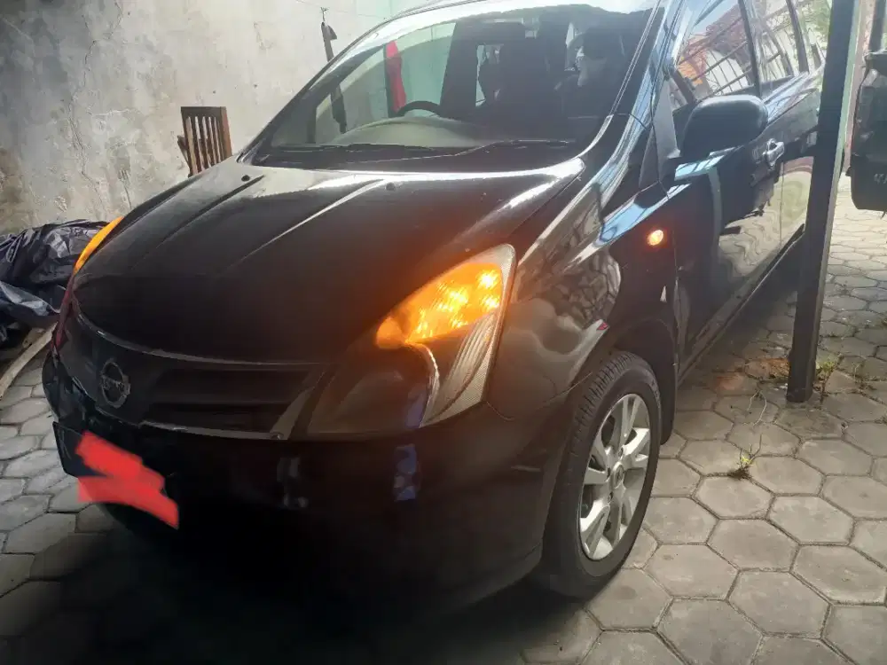 Grand Livina type SV manual. Tahun 2012