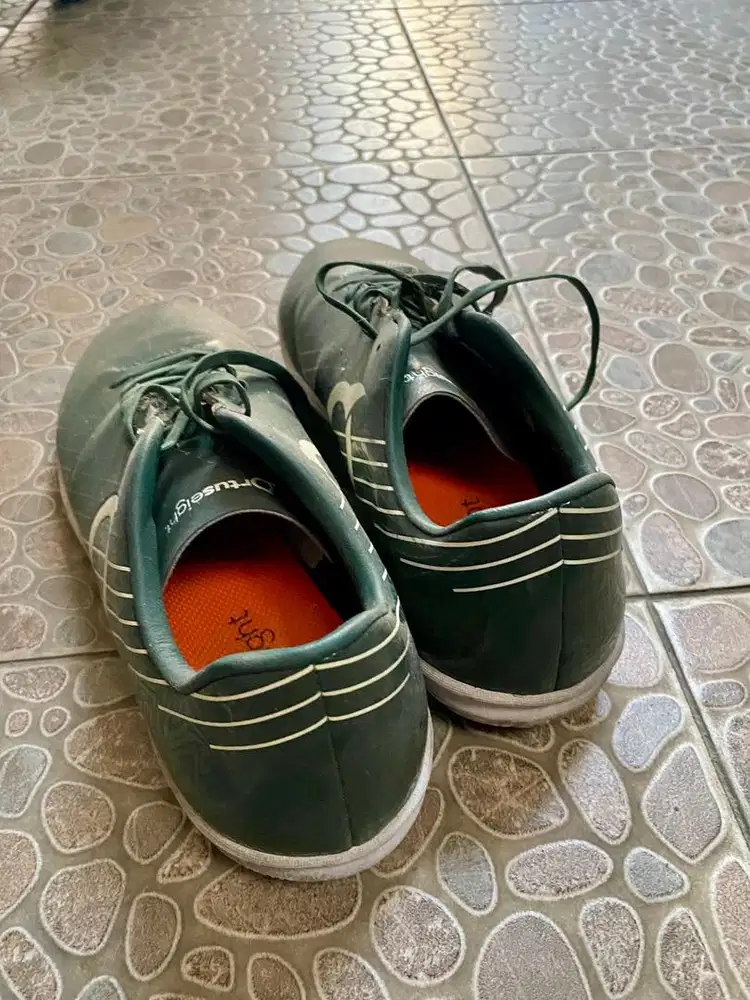 Sepatu Futsal Ortuseight