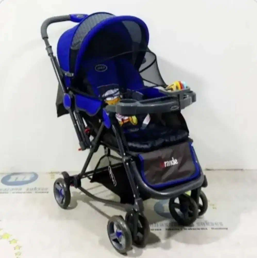dijual bouncer Nugli cocolate dan stroller Pliko Grande Biru