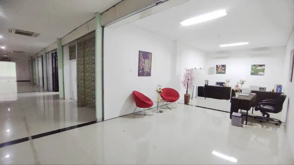 Di Kontrakkan Kantor Semarang 3030