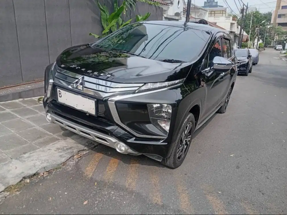 Xpander Ultimate 1.5 AT CVT 2019 akhir Hitam Met Pjk baru An. Sndr