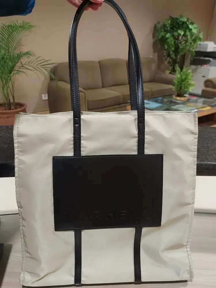 TAS MARHEN.J 100% ORIGINAL