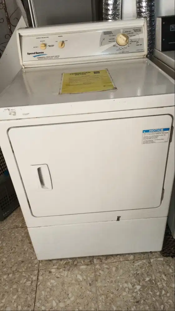 Dryer Speed Queen Bekas Mesin Pengering