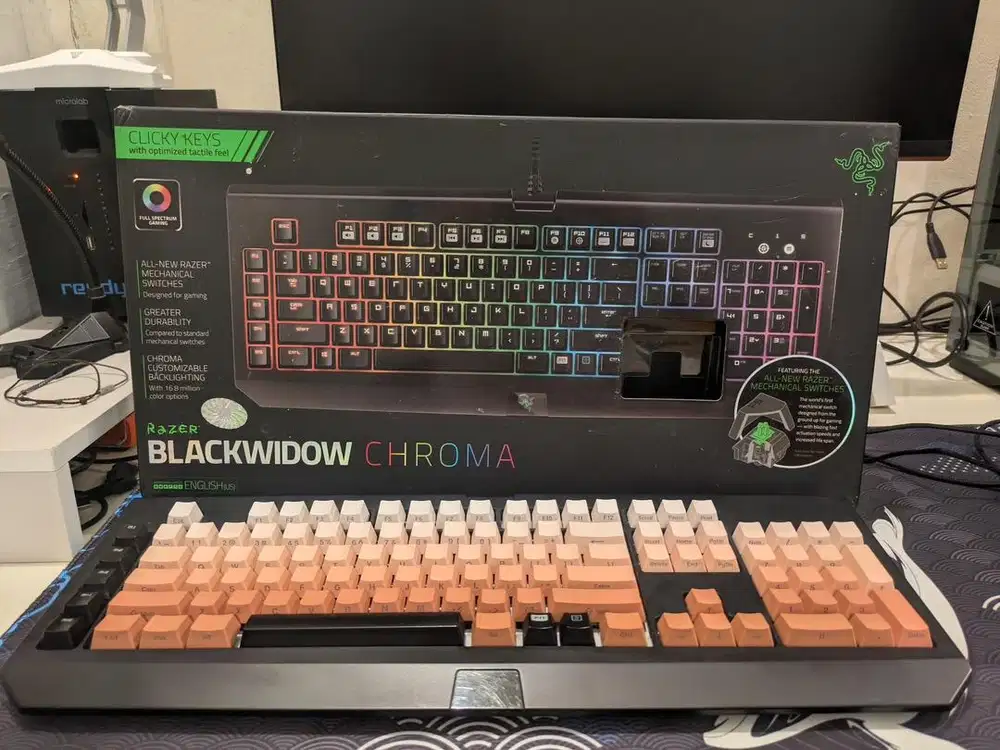 Keyboard razer blackwidow chroma full key