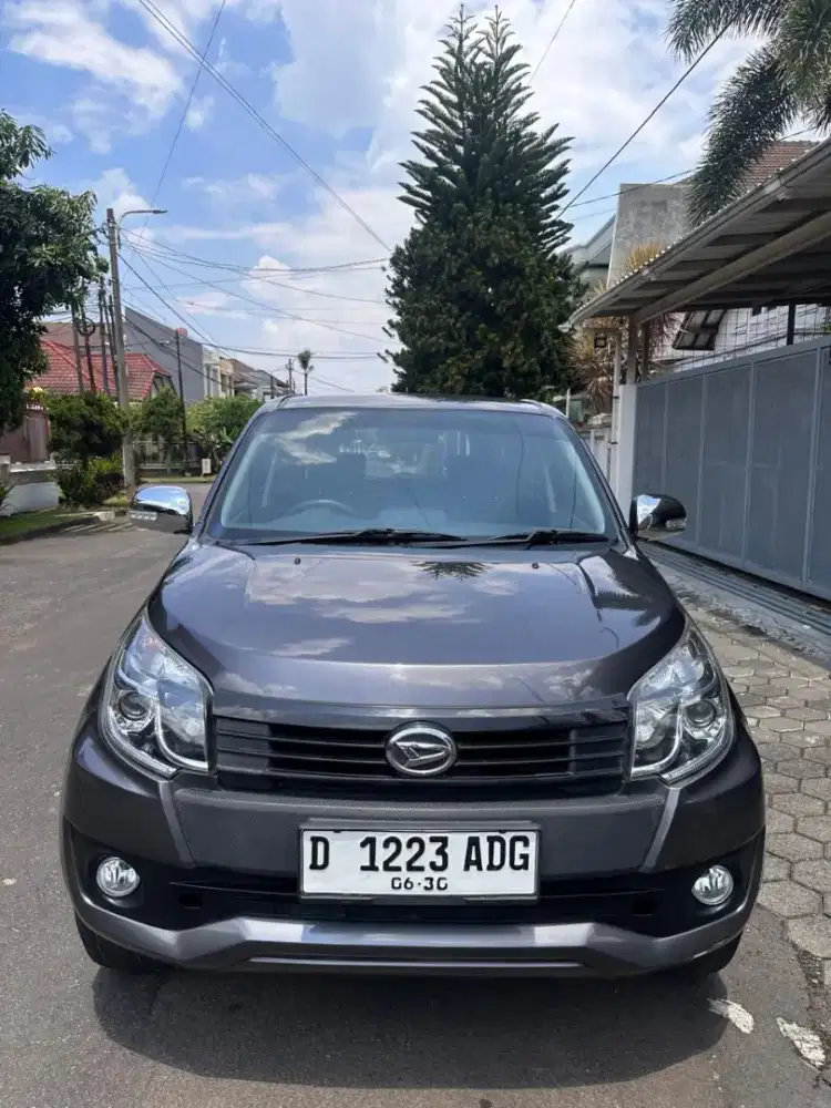 Terios X MT 2015 low km