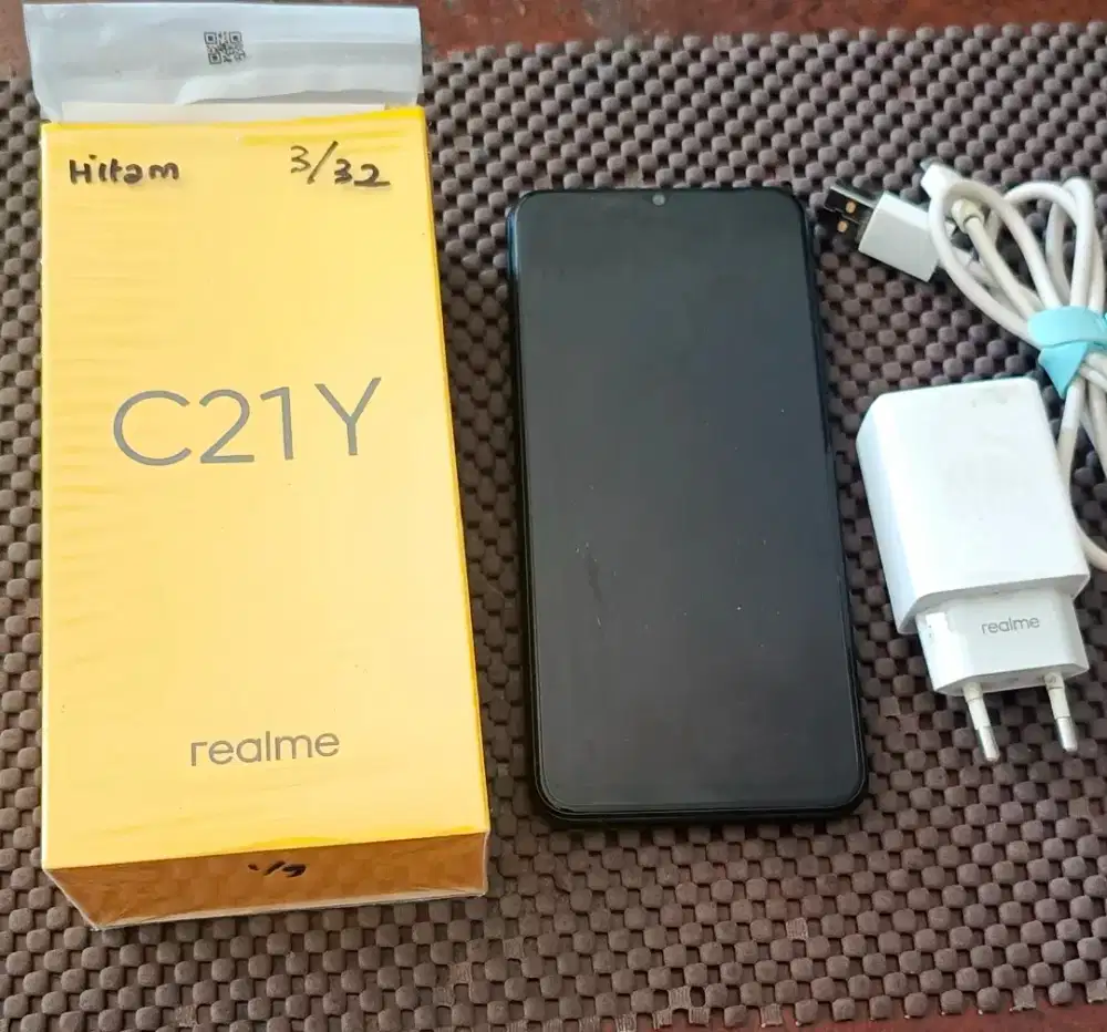 HP realme C21Y second bekas