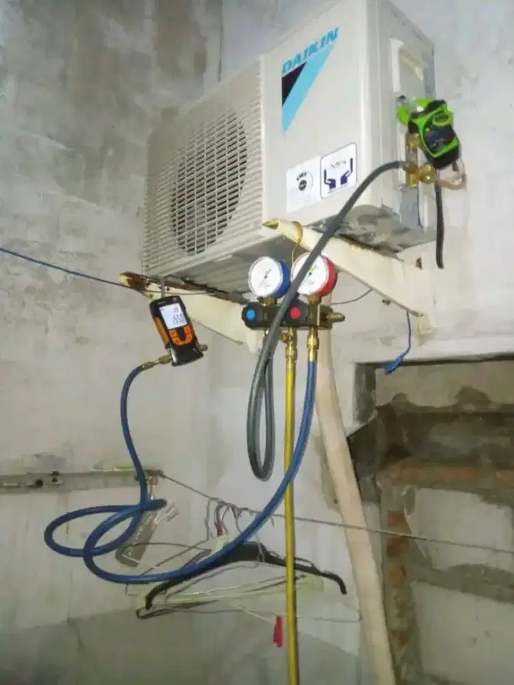 SERVICE AC BONGKAR PASANG AC KULKAS POMPA AIR DLL (BERGARANSI)