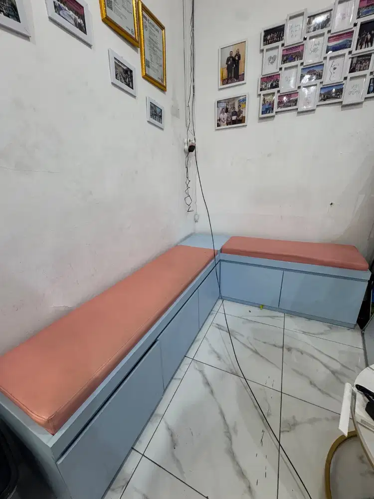 5 ITEM MEJA & LEMARI KANTOR