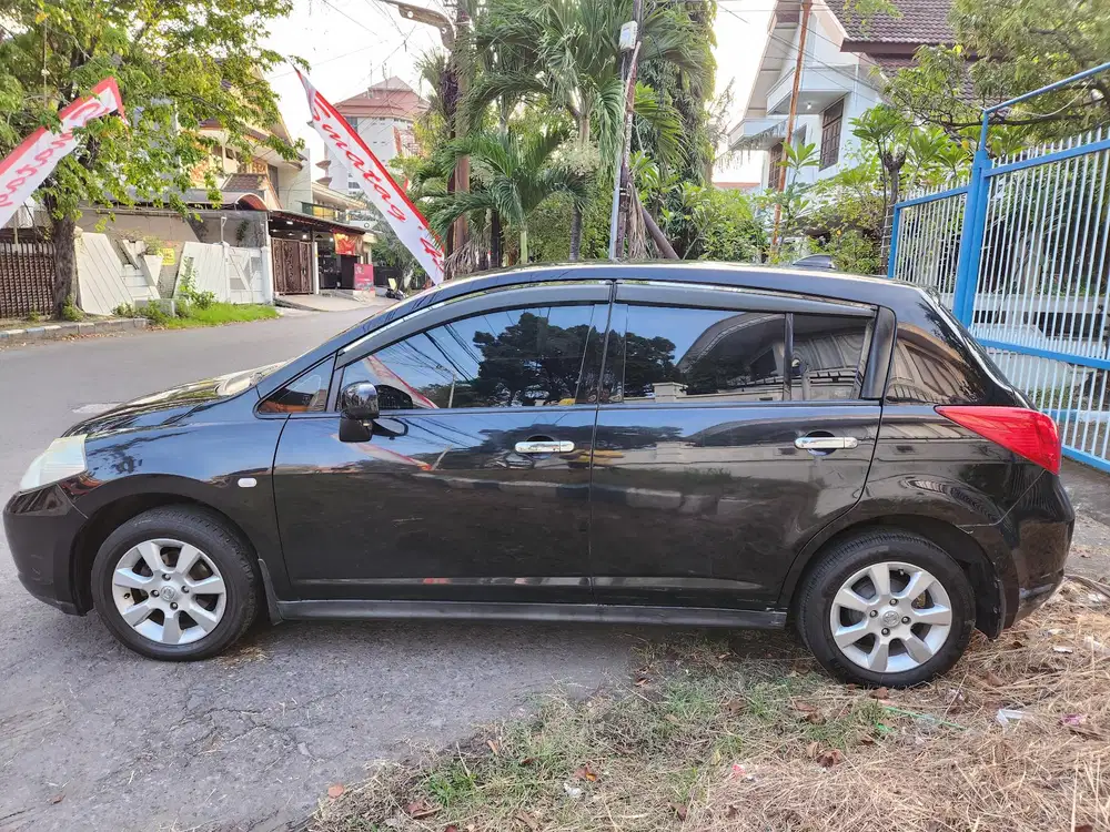 Nissan Latio 2008 Bensin