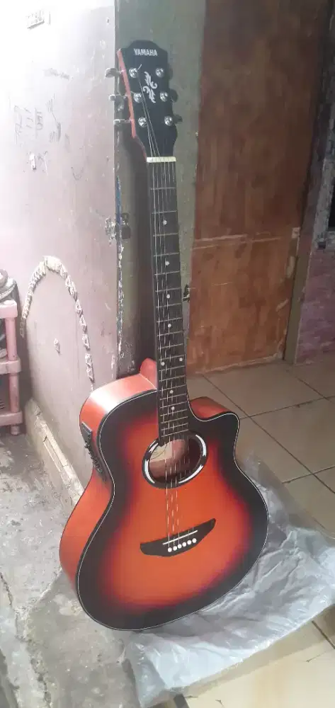 GITAR YAMAHA APX500II