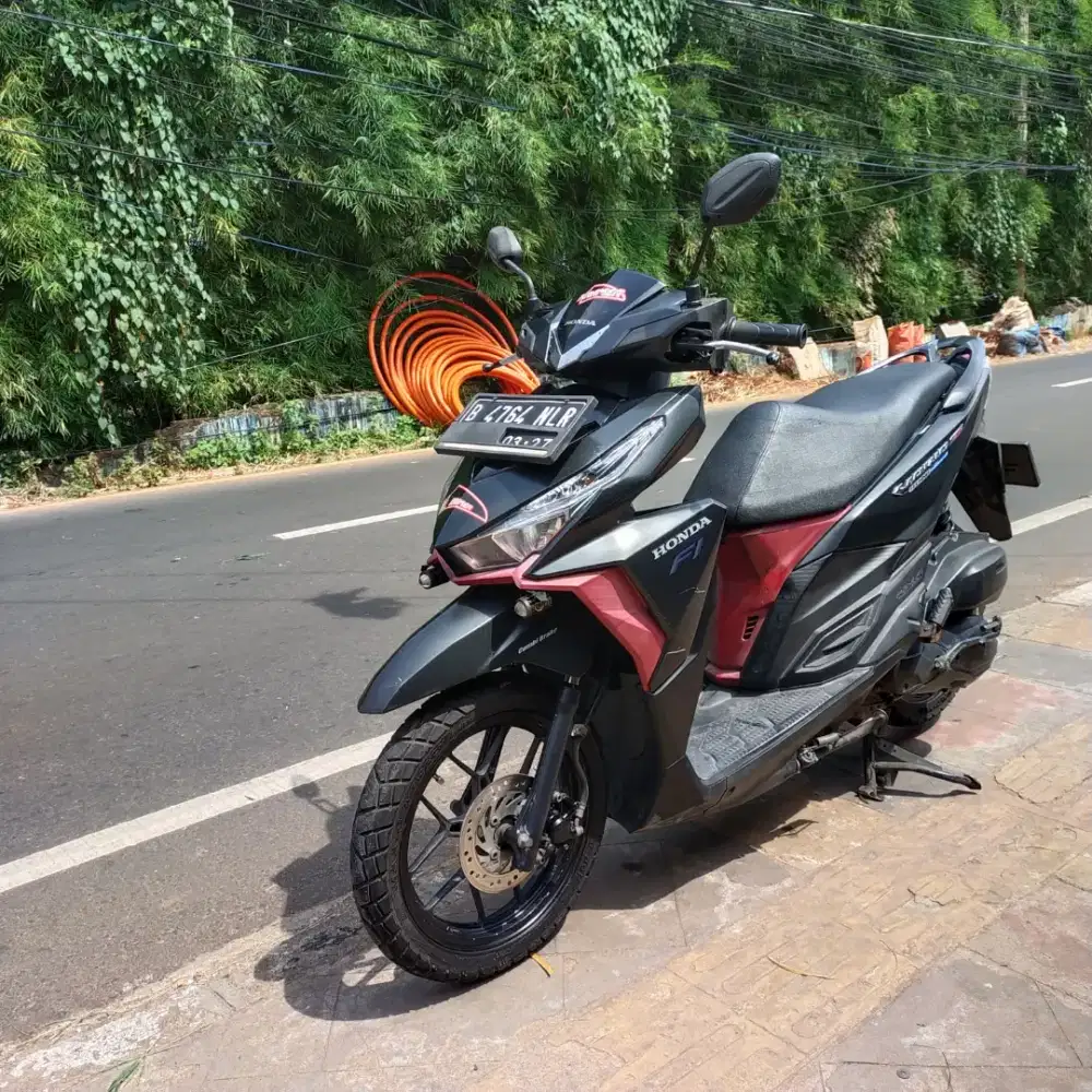 Vario LED 150cc cakep