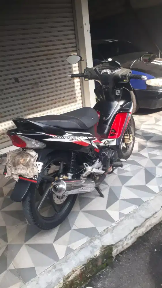 HONDA SUPRA X BATMAN DD 125 2013 KARBU LGKP PJK IDUP KLG ON PLAT JWBRT