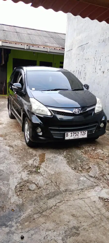 Veloz matic 1,5 tahun 2012